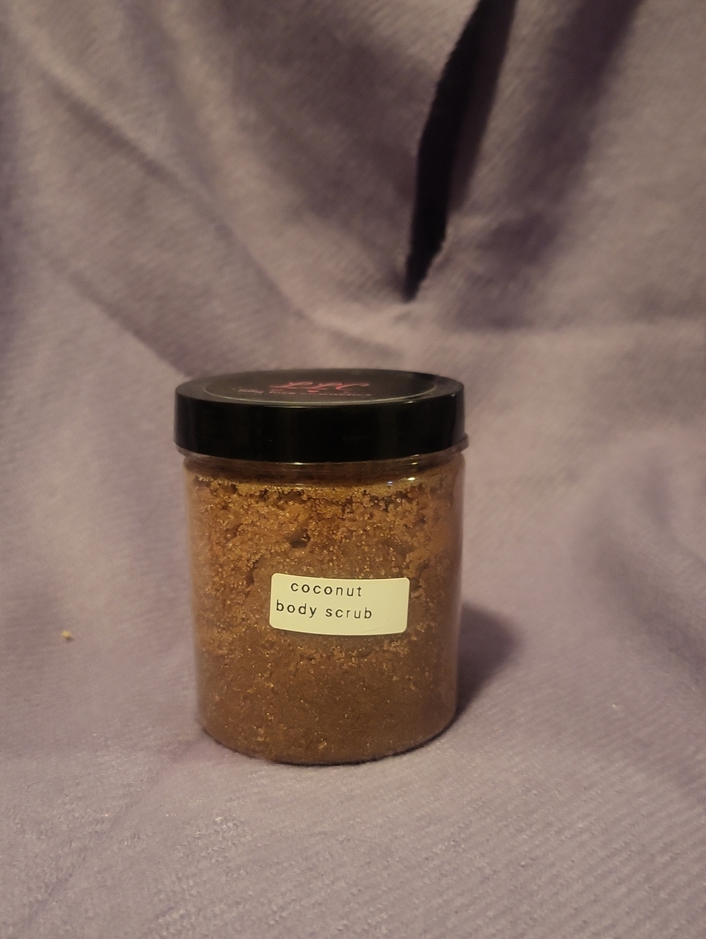 Coconut Body Scrub - Handmade Qt 1